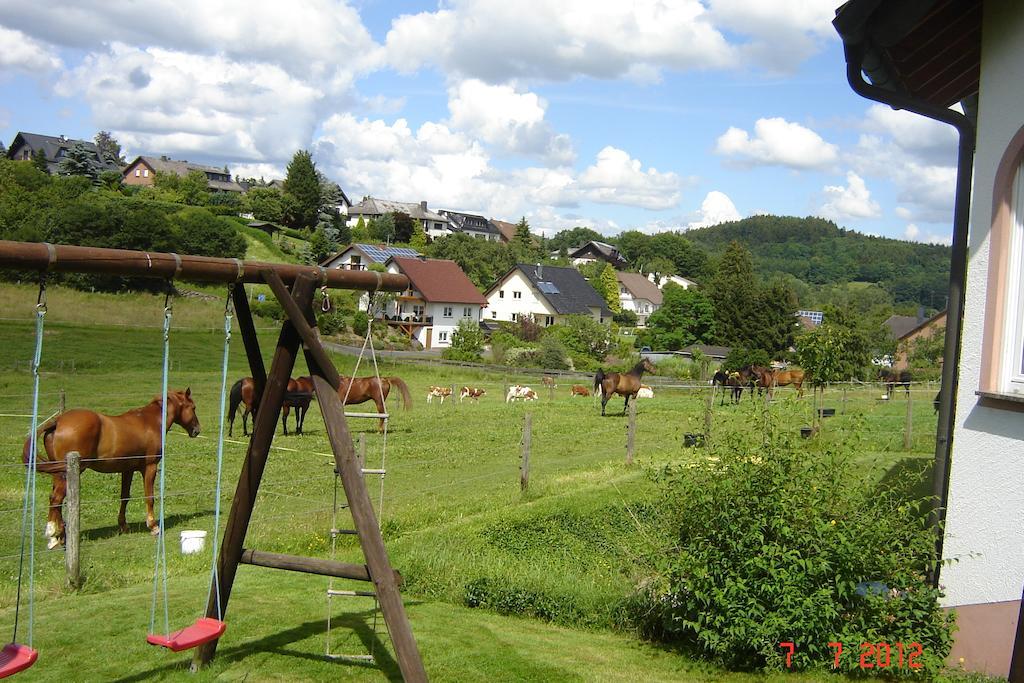 Urlaub Auf Dem Bauernhof Marx Vila Kelberg Quarto foto